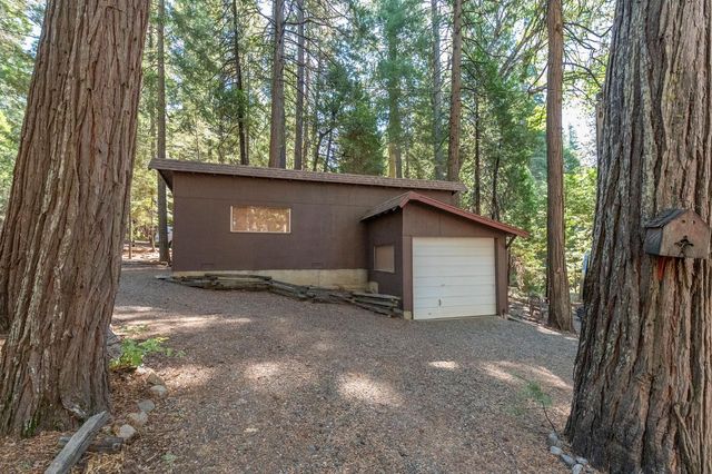 28454 Rolling Hills Rd, Pioneer, CA 95666
