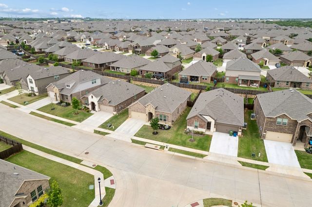 10925 Autry Ridge Lane, Aubrey, TX 76227