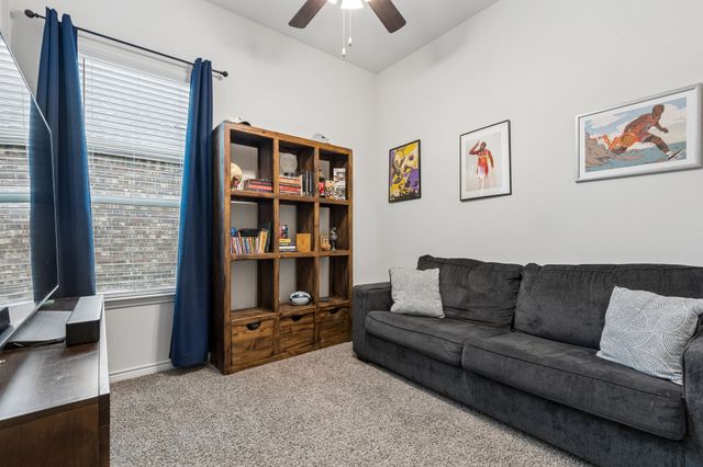 10925 Autry Ridge Lane, Aubrey, TX 76227