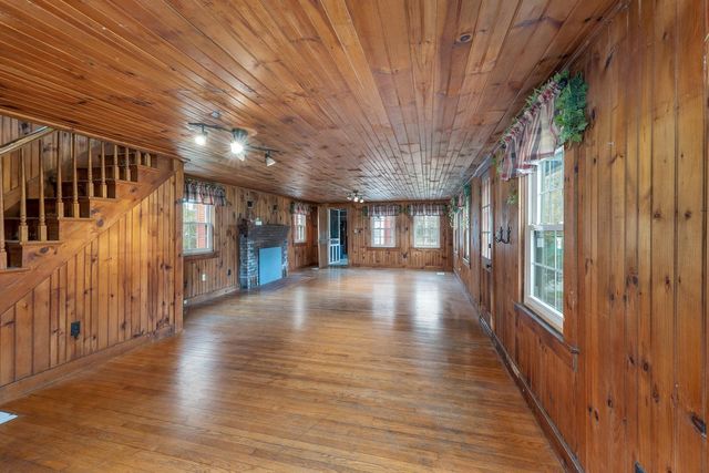1388 S. Stark Highway, Weare, NH 03281