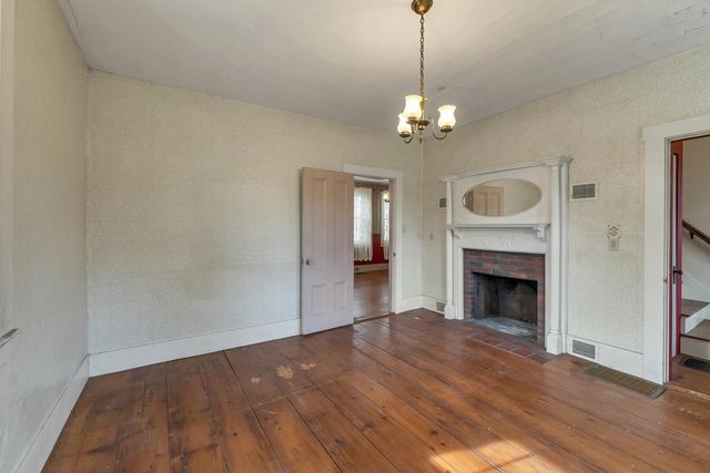 1388 S. Stark Highway, Weare, NH 03281