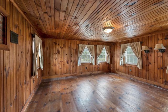 1388 S. Stark Highway, Weare, NH 03281