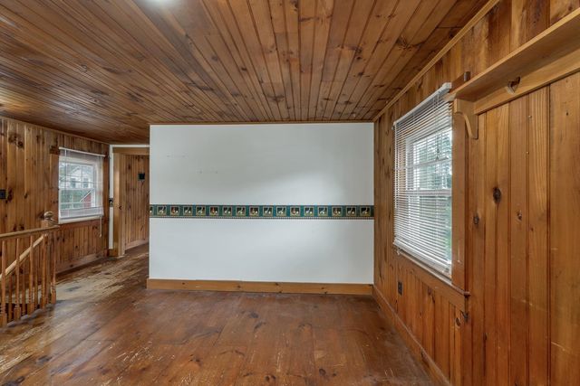 1388 S. Stark Highway, Weare, NH 03281