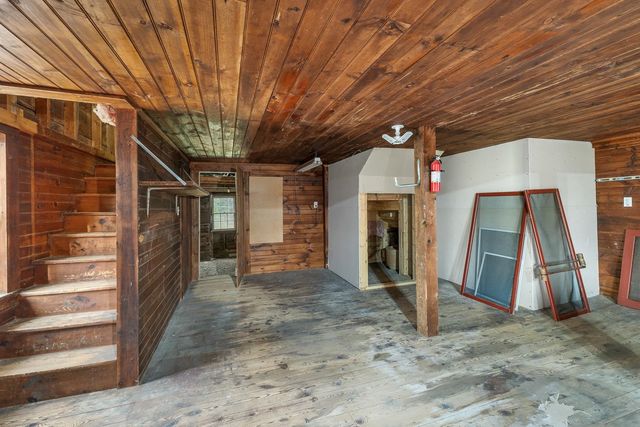 1388 S. Stark Highway, Weare, NH 03281