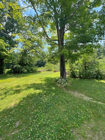 1388 S. Stark Highway, Weare, NH 03281