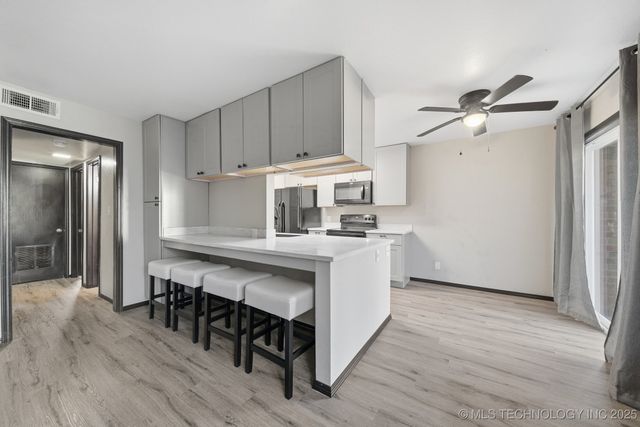 4740 E 68th Street 156, Tulsa, OK 74136