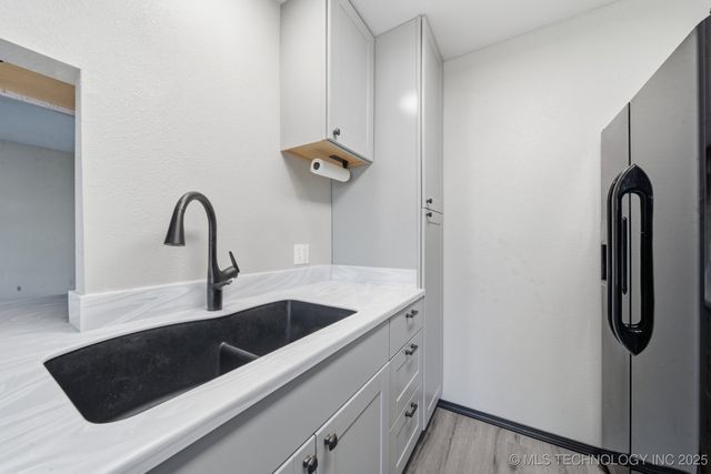 4740 E 68th Street 156, Tulsa, OK 74136