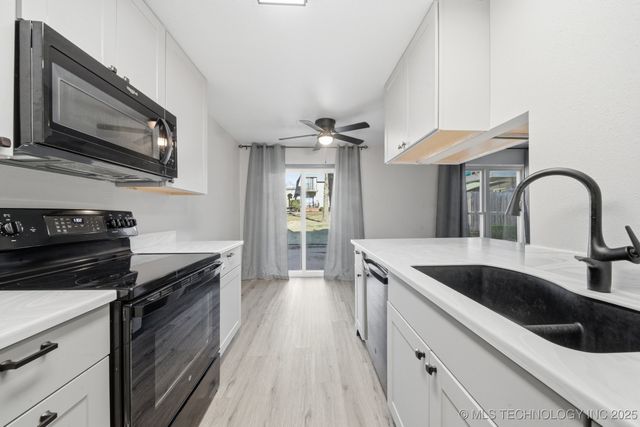 4740 E 68th Street 156, Tulsa, OK 74136