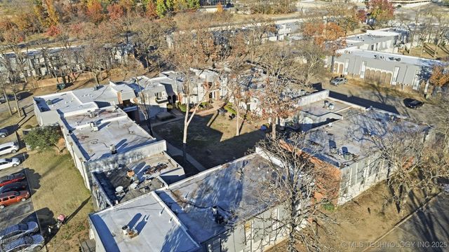 4740 E 68th Street 156, Tulsa, OK 74136