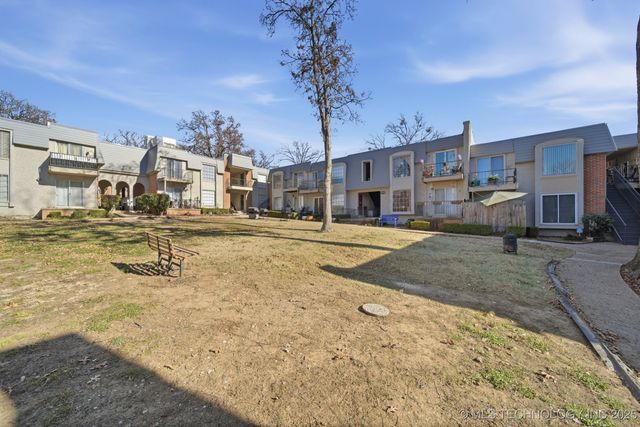 4740 E 68th Street 156, Tulsa, OK 74136