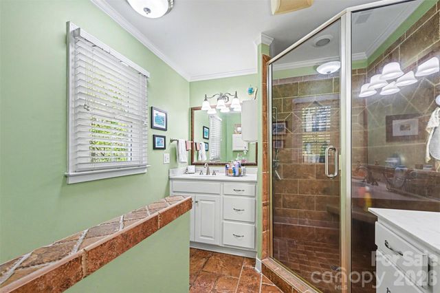 2511 Heritage Circle, Statesville, NC 28625