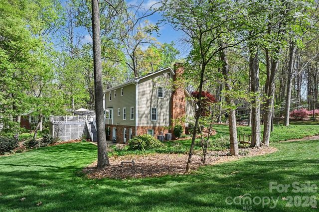 2511 Heritage Circle, Statesville, NC 28625