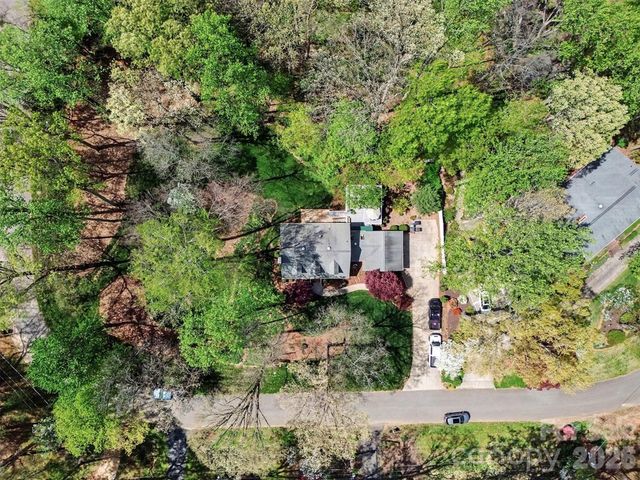 2511 Heritage Circle, Statesville, NC 28625