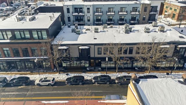 534 Main St 11, Melrose, MA 02176