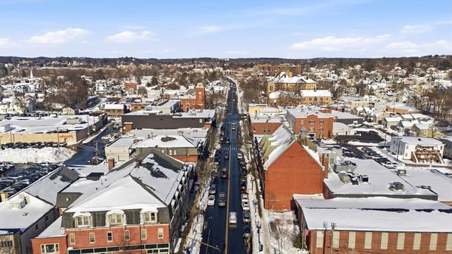 534 Main St 11, Melrose, MA 02176