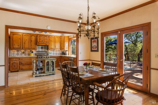608 Dixon Dr, Lakeport, CA 95453