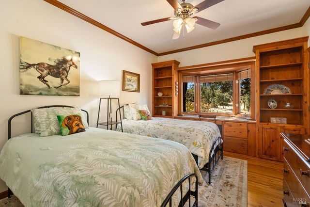 608 Dixon Dr, Lakeport, CA 95453