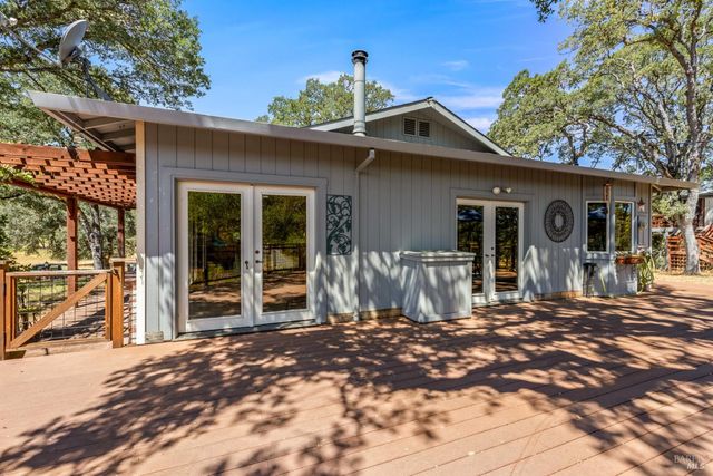 608 Dixon Dr, Lakeport, CA 95453