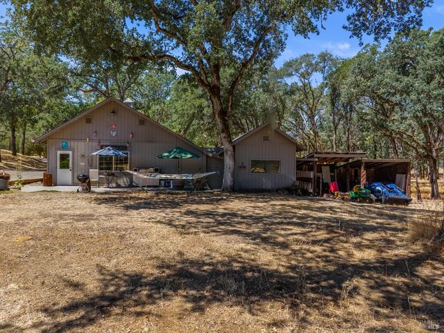 608 Dixon Dr, Lakeport, CA 95453