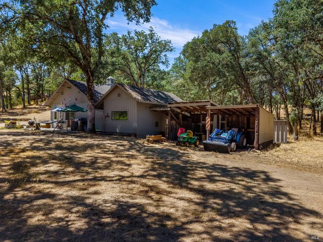 608 Dixon Dr, Lakeport, CA 95453