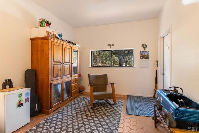608 Dixon Dr, Lakeport, CA 95453