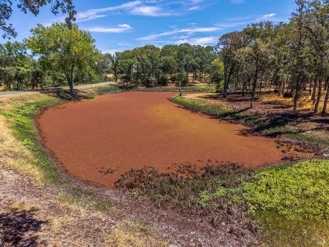 608 Dixon Dr, Lakeport, CA 95453