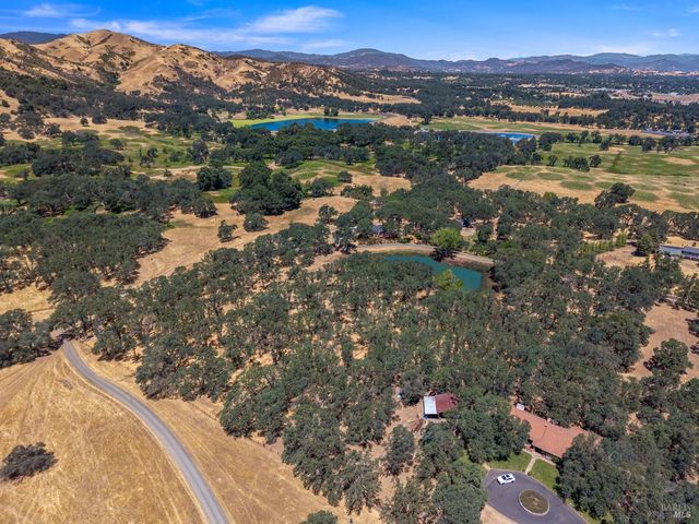 608 Dixon Dr, Lakeport, CA 95453