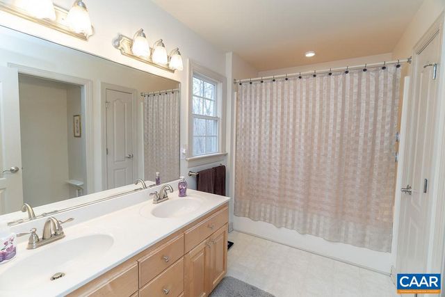 665 FOX HOLLOW LN, Palmyra, VA 22963