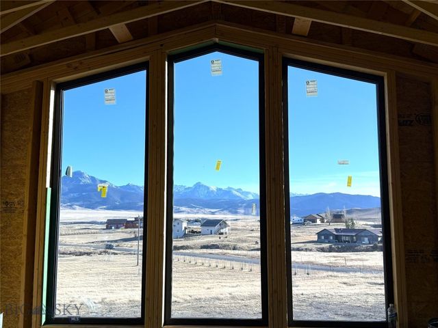 2 Kristin Way, Livingston, MT 59047