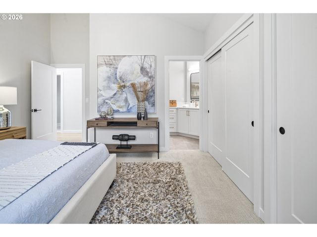 1410 WOODLAND Ter, Lake Oswego, OR 97034