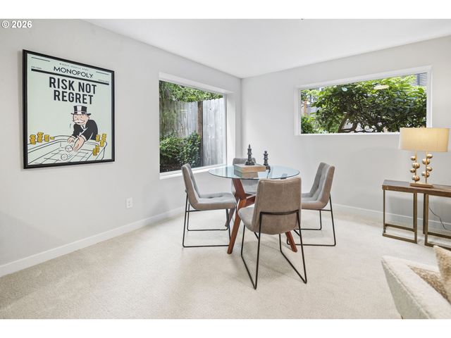 1410 WOODLAND Ter, Lake Oswego, OR 97034
