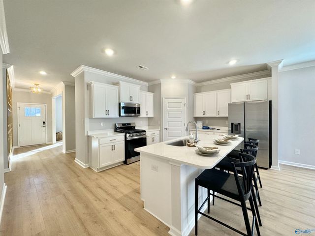 4614 Hampton Glen Circle, Owens Cross Roads, AL 35763