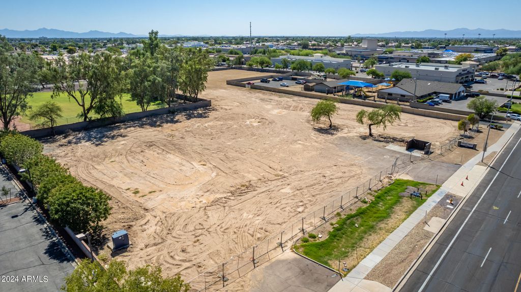 4941 W UNION HILLS Drive 1, Glendale, AZ 85308 — exterior