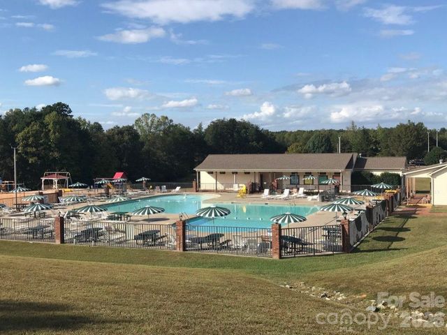 132 Blue Bird Drive, New London, NC 28127