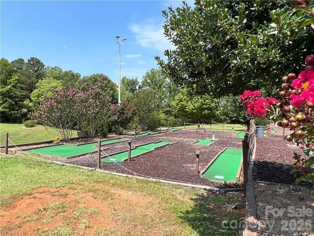 132 Blue Bird Drive, New London, NC 28127