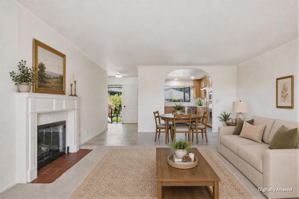 Image 7 of property listing at 201 Del Mesa Carmel, Carmel, CA 93923