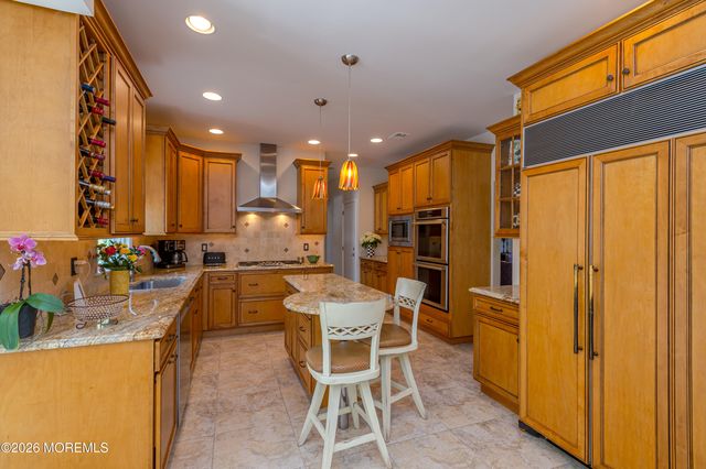 6 Buck Drive, Freehold, NJ 07728