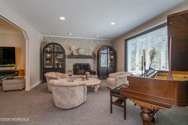 6 Buck Drive, Freehold, NJ 07728