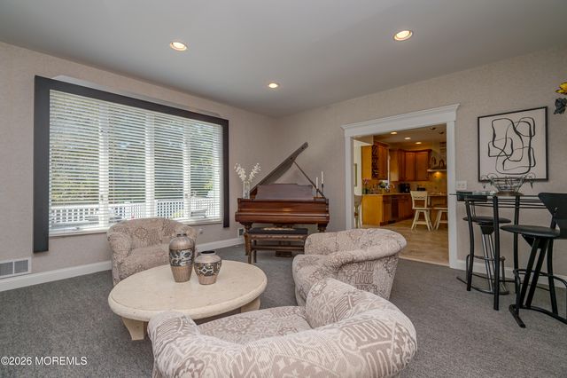 6 Buck Drive, Freehold, NJ 07728