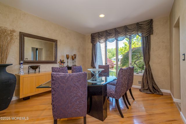 6 Buck Drive, Freehold, NJ 07728