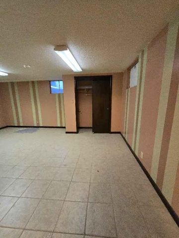 4117 S McCoy Street, Independence, MO 64055