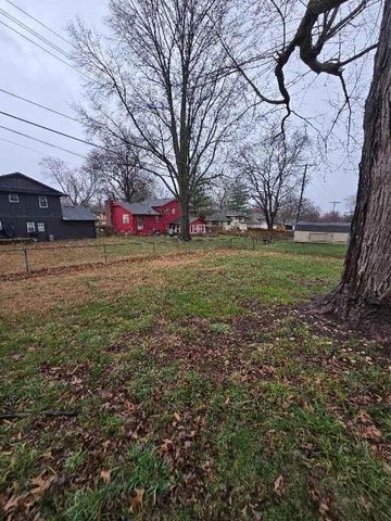 4117 S McCoy Street, Independence, MO 64055