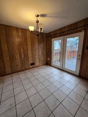 4117 S McCoy Street, Independence, MO 64055