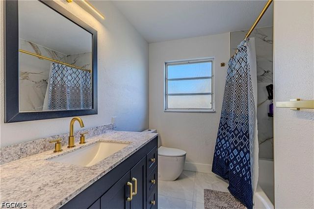 1637 Winkler AVE, Fort Myers, FL 33901