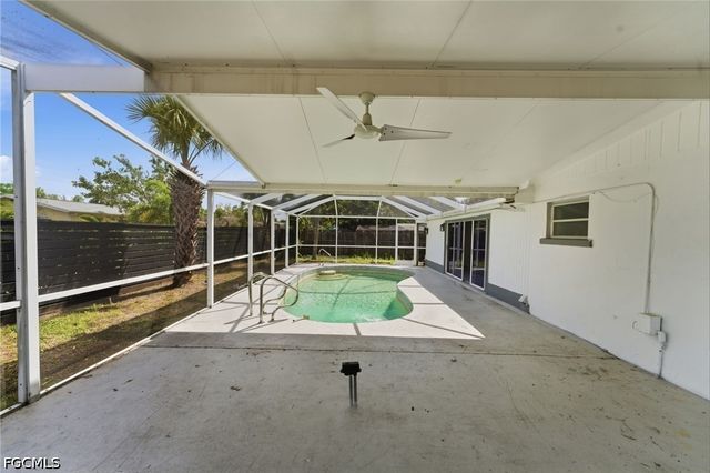 1637 Winkler AVE, Fort Myers, FL 33901