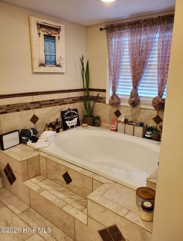 227 E College Street, Whiteville, NC 28472