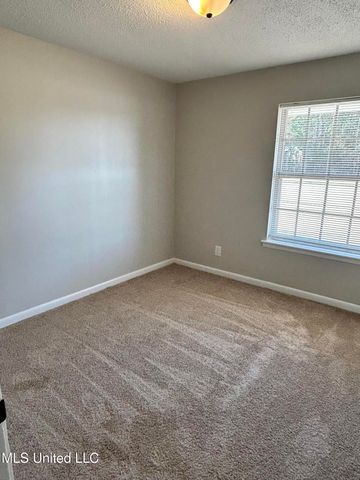 2307 Ladnier Road, Gautier, MS 39553