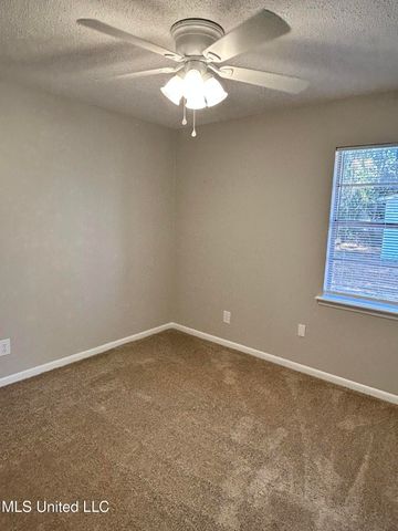 2307 Ladnier Road, Gautier, MS 39553