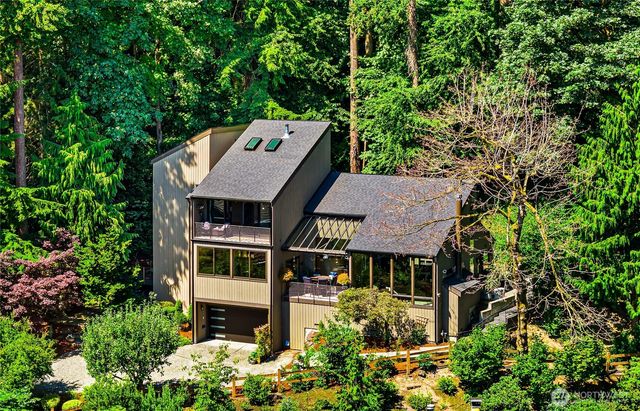 9426 SE 52nd Street, Mercer Island, WA 98040