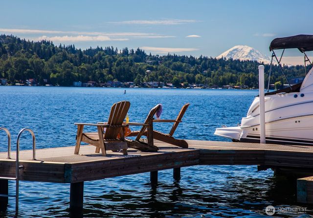 9426 SE 52nd Street, Mercer Island, WA 98040